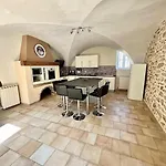 Feriehus Le Mas De Novis Vieux Mas Du Xviiie Siecle
