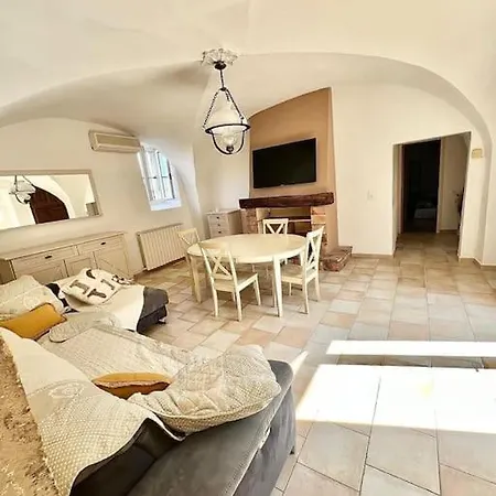 Le Mas De Novis Vieux Mas Du Xviiie Siecle Feriehus