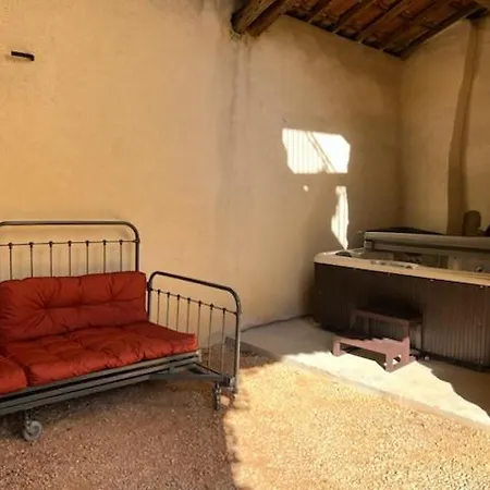 Feriehus Le Mas De Novis Vieux Mas Du Xviiie Siecle *